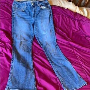 American Eagle Skinny kick jeans